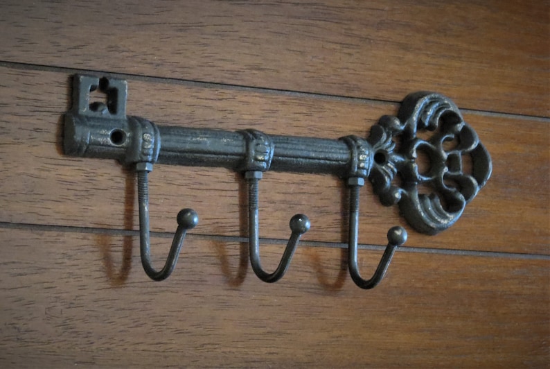 Key Holder / Skeleton Key Rack / Cast Iron Wall Hook / Key Hanger / Foyer Entrance Farmhouse / Black or Pick Your Color / Housewarming Gift image 2