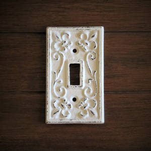Light Switch Plate / Light Plate Cover / Cast Iron Switchplate / Antique White or Pick Color/ Fleur de lis Pattern/ French Country Cottage