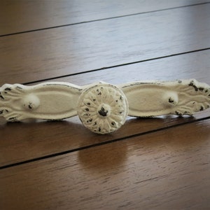 Shabby chic lådhandtag / byråhandtag / Antikvit eller i valfri färg / Byråhandtag i lantlig stil / Lantlig stil / Möbelbeslag