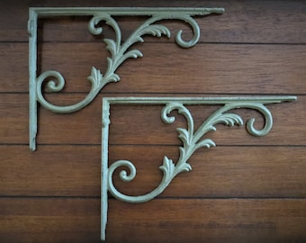 Cast Iron Shelf Brackets / Ornate Leaf Motif / Shabby Chic Cottage / Shelves for Farmhouse / Sage Green or Pick Color / Indoor Outdoor