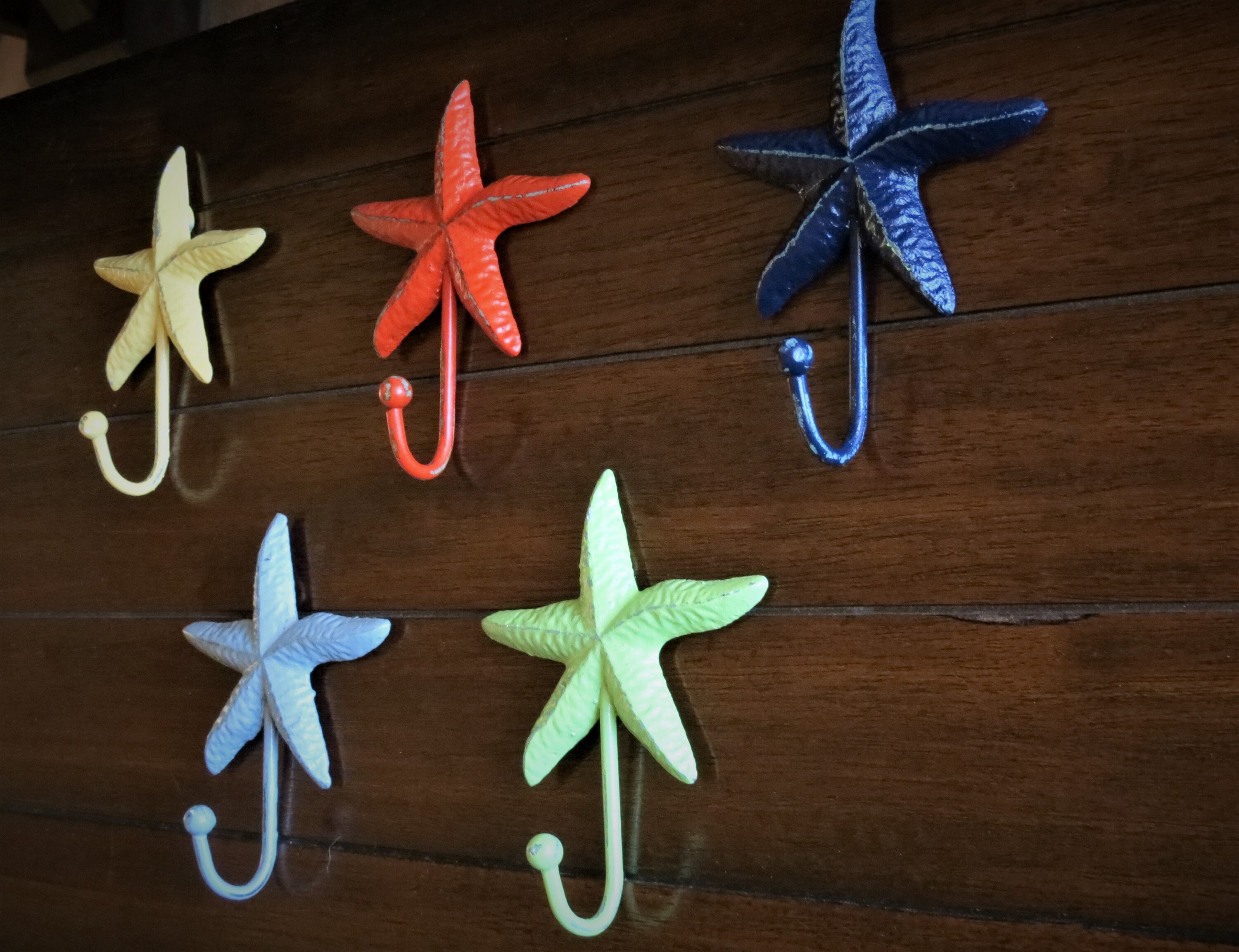 Starfish Wall Hook Set / Custom Painted Metal Hangers / Bathroom