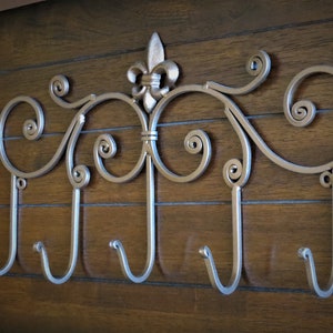 Large Iron Scrolled Fleur de Lis Wall Hook Rack / Aged Copper or Pick Color / Coat Key Umbrella Leash Towel Hanger / Jewelry Organizer image 3