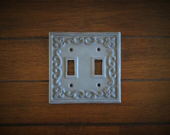 Light Switchplate / Double Switch Cover / Cast Iron Metal / Fleur De Lis / Dark Grey or Pick Color / Farmhouse Cottage Chic Wall Decor