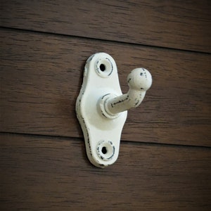 Simple Small Wall Hook / Cast Iron Hanger / Antique White or Pick Color / Distressed Rustic Style/ For Bathroom Towels, Keys, Robes, Purses