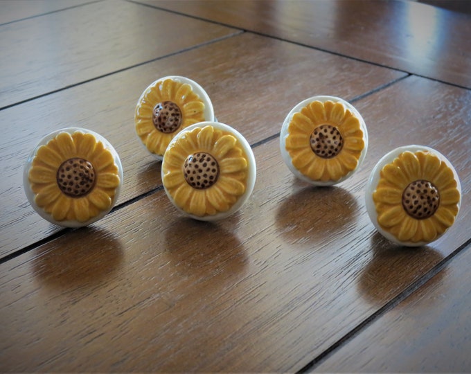 Sunflower Ceramic Knob/ Dresser Knob/ Drawer Pull/ White and Etsy
