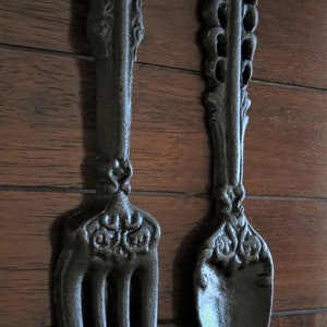 Black Oversized Fork and Spoon / Metal Wall Art / Cast Iron Wall Decor / Rustic Farmhouse / Pick from over 40 Colors / Shabby Cottage