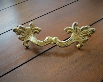Provincial Cast Iron Large Pulls / Ornate Antique Gold / 3.75" Door Handles / Furniture Handles / Cabinet Pulls / Farmhouse Fixer Upper