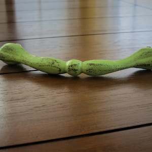 Vintagestijl handvat / dressoir ladedeur kastgreep / appelgroen of pluche kleur / knoopdetail / cottage shabby chic / meubelbeslag