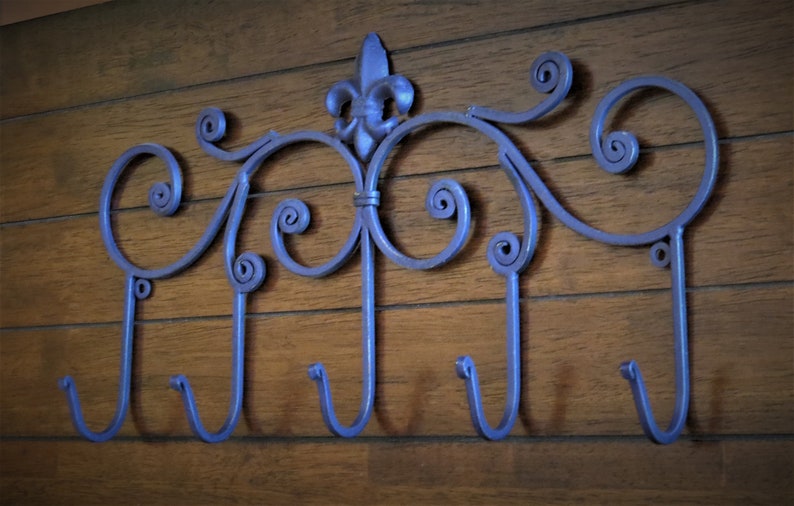 Wrought Iron Wall Hook Rack Purple or Pick Color Fleur de lis Metal Decor Coat Rack Bathroom Towel Hanger Large Entrance Hook