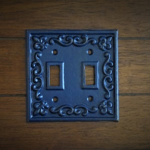 Light Switch Plate Cover / Shabby Chic Cast Iron Switch Cover / Navy Blue or Pick Color / Fleur de Lis Decor / Double Toggle Switchplate