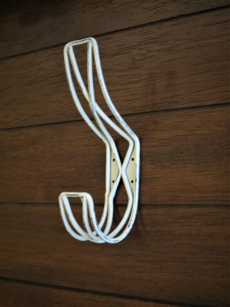 Jewelry Hook Country Vintage Decor Keys Coat Farmhouse Wall Hook Wire Design Antique White or Pick Color Metal Wall Hanger Towel