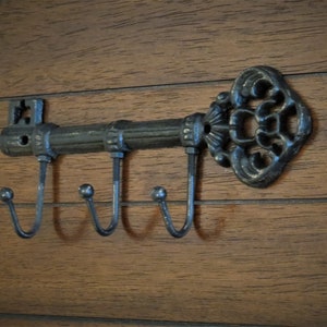 Key Holder / Skeleton Key Rack / Cast Iron Wall Hook / Key Hanger / Foyer Entrance Farmhouse / Black or Pick Your Color / Housewarming Gift image 3