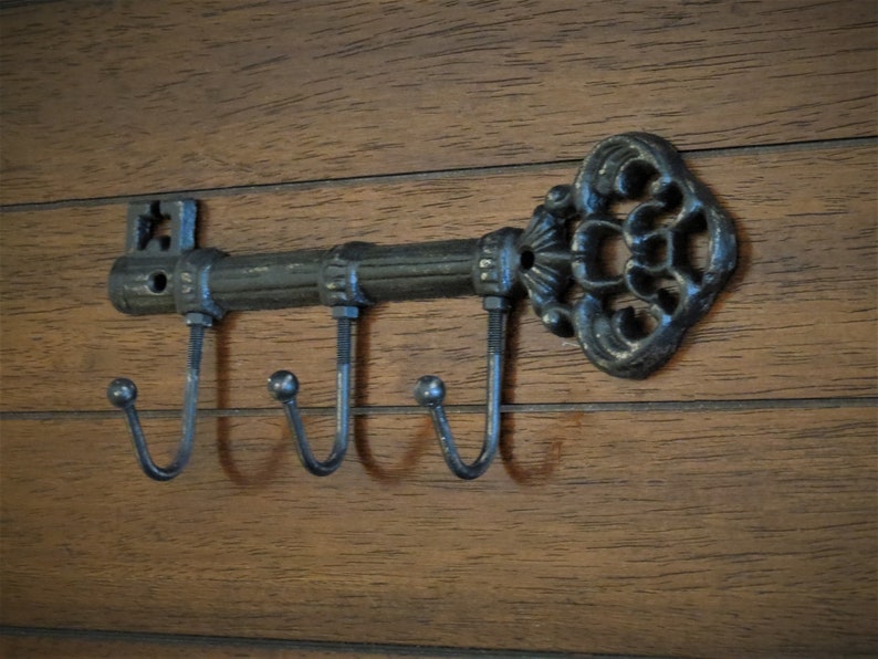 Key Holder / Skeleton Key Rack / Cast Iron Wall Hook / Key Hanger / Foyer Entrance Farmhouse / Black or Pick Your Color / Housewarming Gift image 3