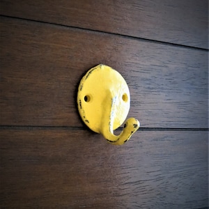 Small Circle Wall Hook / Cast Iron Hanger / Warm Yellow or Pick Color / Distressed Rustic Style / For Hanging Towels, Keys, Coats, Purses