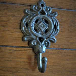 Shabby Chic Wall Hook / Cast Iron Wall Hook / Oil Rubbed Bronze or Pick Color / Cottage Chic Decor / Towel Hook / Key Jewelry Holder