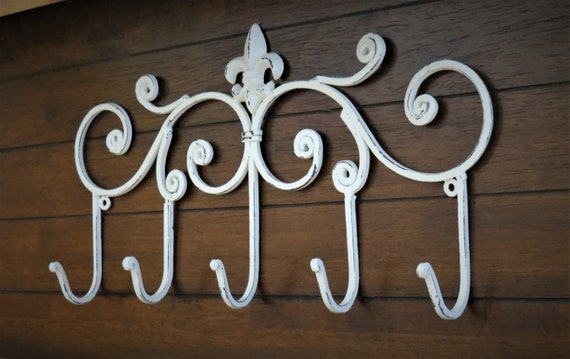  Vintage Cast Iron Wall Hooks (Antique White Finish, Set of 4) -  Rustic, Farmhouse, Shabby Chic, French Country Coat Hooks, Great for  Coats, Bags, Towels, Hats