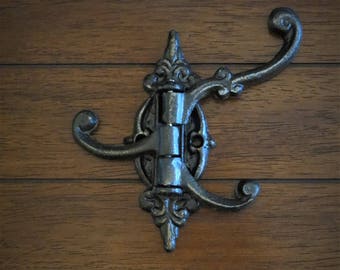 Decorative Cast Iron Wall Hook / Vintage Style / Oil Rubbed Bronze or Pick Color / Towel or Coat Hook / Key Hanger /Necklace Headband Holder