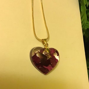 Small resin heart real dried rose petals and gold
