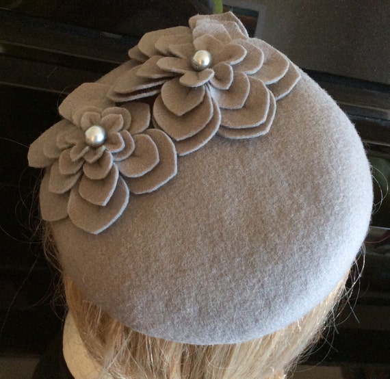 Handmade Gray wool felt fascinator hat Gray Wool Pillbox Hat: Elegant Bow Veil Fascinator - Etsy main image 2