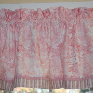 Pink White Valance 17x44 – Crisp Petals Window Curtain – Handmade Floral Drapery Topper Drapes Home Décor Custom Jobs