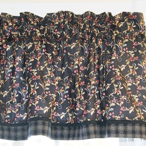 Black Red Gold Valance 17x44 – Joann Floral Toile Curtain – Handmade Rod Pocket Window Treatment for Kitchen or Living Room