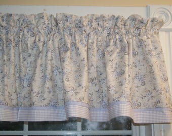 Lavender Floral Valance 17x44 – Purple Hydrangeas on White | Handmade Rod Pocket Curtain Topper Window  Dressing Home Décor Custom Jobs