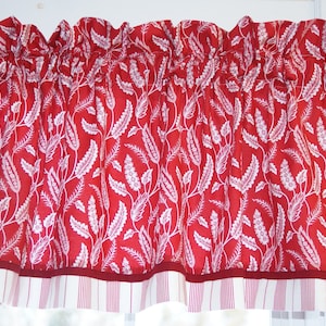 Red White Floral Valance 17x44 – Redwork Revival Henry Glass Curtain – Farmhouse Window Topper Dressing Drapes Home Décor Custom Jobs