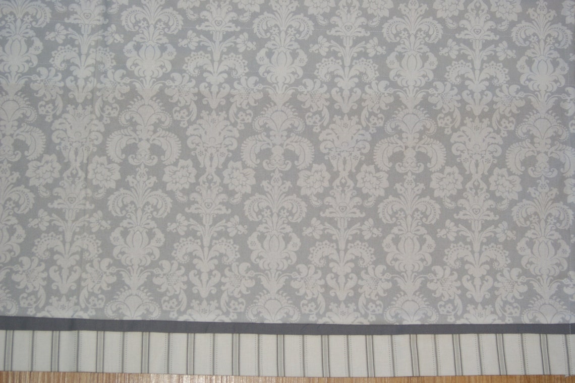 Gray White Medallion Damask Joann Fabric Toile Valance 17 X 44 Etsy