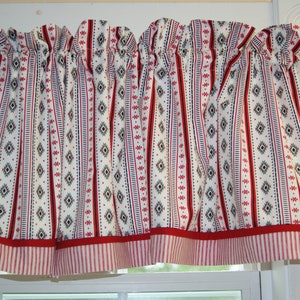Cenefa roja, negra y gris de 43 x 91 cm / Cortina Emma & Mila Hudson / Remate para ventana con bolsillo para barra en blanco / Cortinas personalizadas hechas a mano para decoración del hogar y la cocina