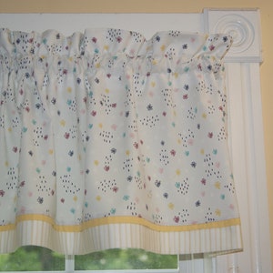 Teal Red Gold Floral Valance – 17x44 Curtain – White Background – Gold Stripe Trim – Rod Pocket – Handmade Window Treatment