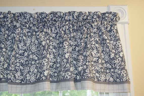 Black & White Floral Toile Valance 17" X 81" Curtain Can Alter Window Treatment 