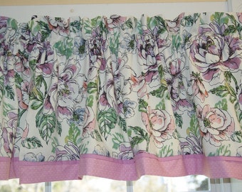 Floral Valance 17x44 – Pink Peach Green Curtain Topper – Joann Fabrics – Rod Pocket Window Treatment – Handmade Custom Drapes
