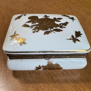 Arnart Imports Vintage MCM Japan Porcelain Gold Roses Hinged Trinket Jewelry Box