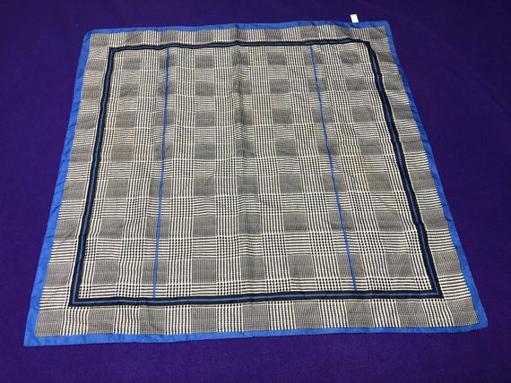 Honig Scarves Vintage 1970s 1980s Women's Black, Gray, Cobalt Blue Houndstooth Patterned Polyester Large Square Scarf - Made in Italy View 4