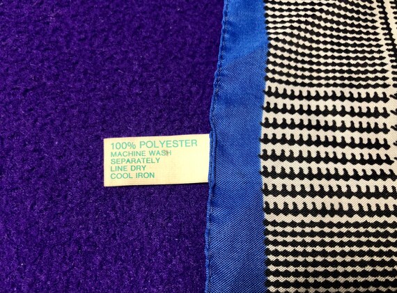 Honig Scarves Vintage 1970s 1980s Women's Black, Gray, Cobalt Blue Houndstooth Patterned Polyester Large Square Scarf - Made in Italy View 6