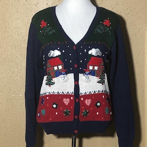 1990s 2000s Arriviste Ugly Christmas Women&#39;s Vintage Navy, Red, White, & Green Holly, Snowman, Festive Houses Buttoned Cardigan - Size XL