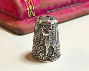 STERLING DeeR THIMBLE, Vintage SeWING NoTions CoLLECTiBLES, Mother's Gift, 1"