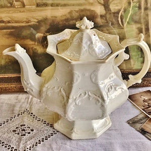 AnTIQUE GOOSE NECK TEAPOT, FaNCY Octagon Shape, Acanthus leaves FeSTooNs,  Tea Time, BRIDal WEddING, White PorceLain, Fine Dining