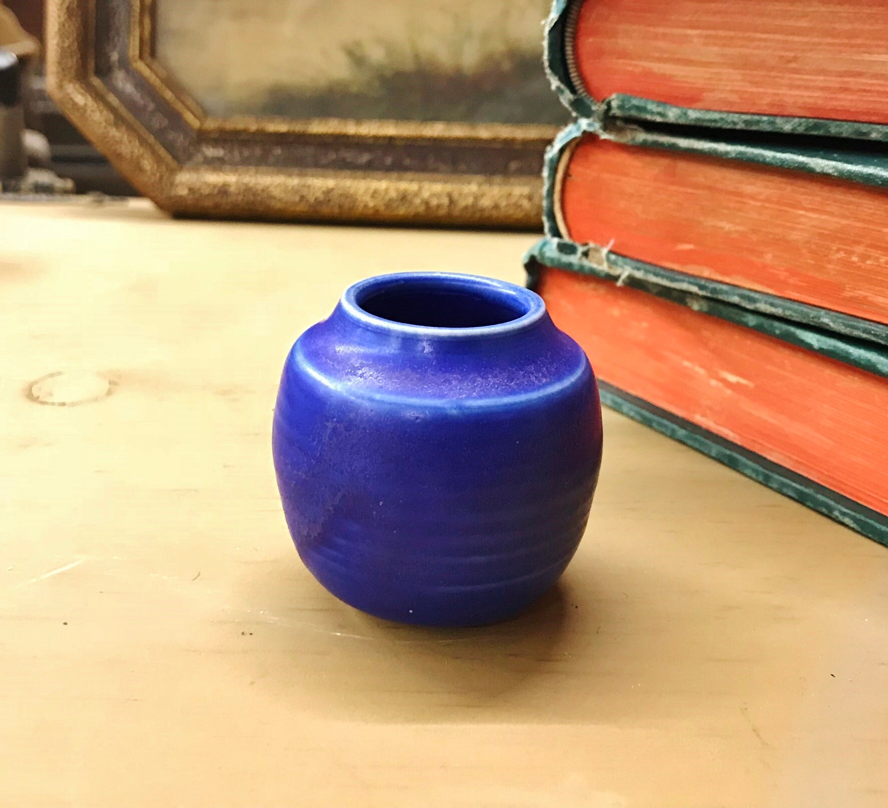 M. PeREZ作 ヴィンテージブルー陶器花瓶、2インチハンドメイドミニ
