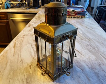 BRASS CARGO LIGHT No. 3954, Great Britain 1939, Vintage Oil Lamp