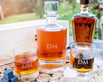 Fathers Day Name Decanter Set - Personalised Engraved Dad Round Decanter Scotch Bourbon Glasses Whiskey Stone