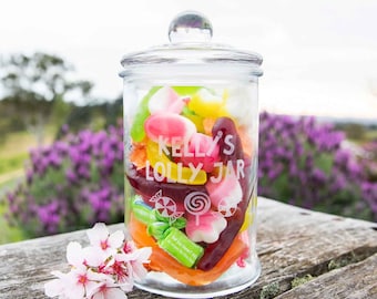 Personalised Lolly Jar 650ml – Engraved Glass Jar with French-Style Lid – Treat Jar Gift for Dad, Teacher, Friend or Family