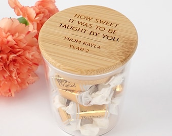 Personalised Teacher Name Lolly Jar Gift – Engraved Glass Jar with Bamboo Lid – Custom Thank You or Christmas Present for Teacher