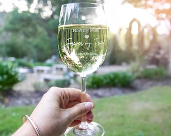 Mother's Day Personalised Wine Glass Gift – Custom Engraved with Name Age Message – Elegant 360ml Milestone Birthday Keepsake