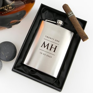 Birthday Personalised Hip Flask – Engraved 7oz Silver Flask Gift – Milestone Present for 18th, 21st, 30th, 40th or 50th