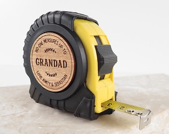 Name Tape Measure - Personalised Engraved 5m Wooden Plaque Tape Measure Father's Day Dad Birthday Christmas Grandfather Gift for Men