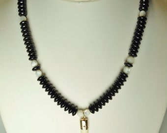 Mother of Pearl & Onyx Horn Necklace