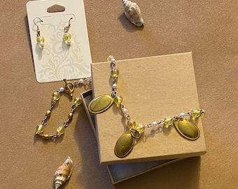Fishing Lure Necklace and Earring Set, Yellow Beads and Pearls, Gold Swivel Chain and Spinner Blade Jewelry, Gift for Fisherwoman