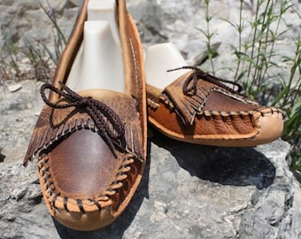 Womens Tan Distressed Canoa Sole con frangia
