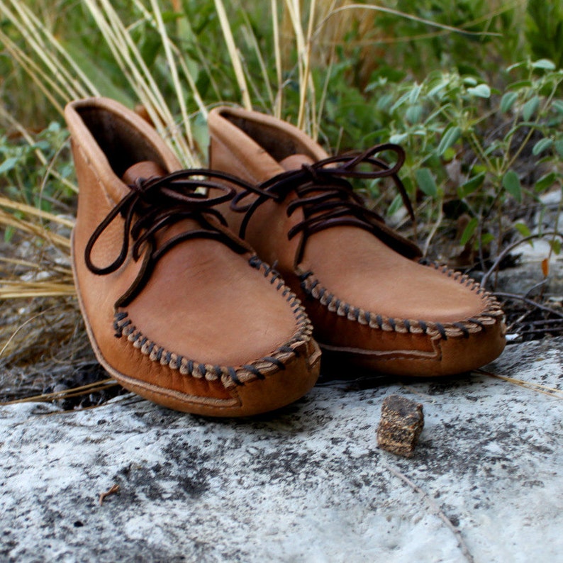 Men's Saddle Tan Leather Batwing Moccasin